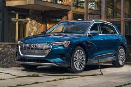 2021 Audi e-tron Premium Front Left Side in Blue